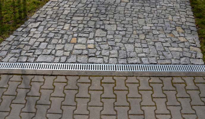Entryway drainage
