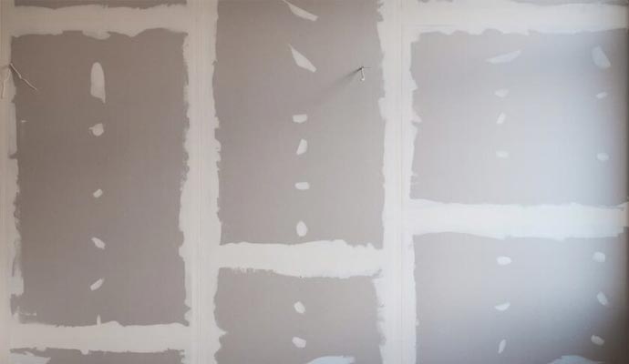 drywall crack repair