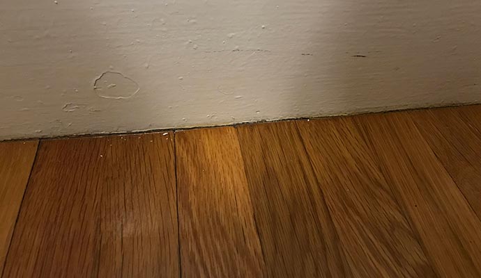 gap in wooden floor