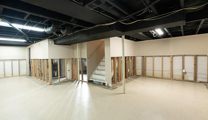 Waterproofing service for basement